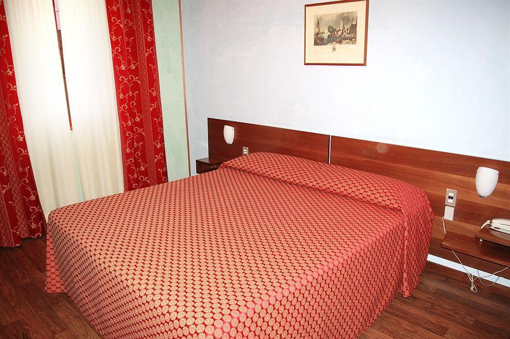 Hotel Salieri Legnago Zewnętrze zdjęcie