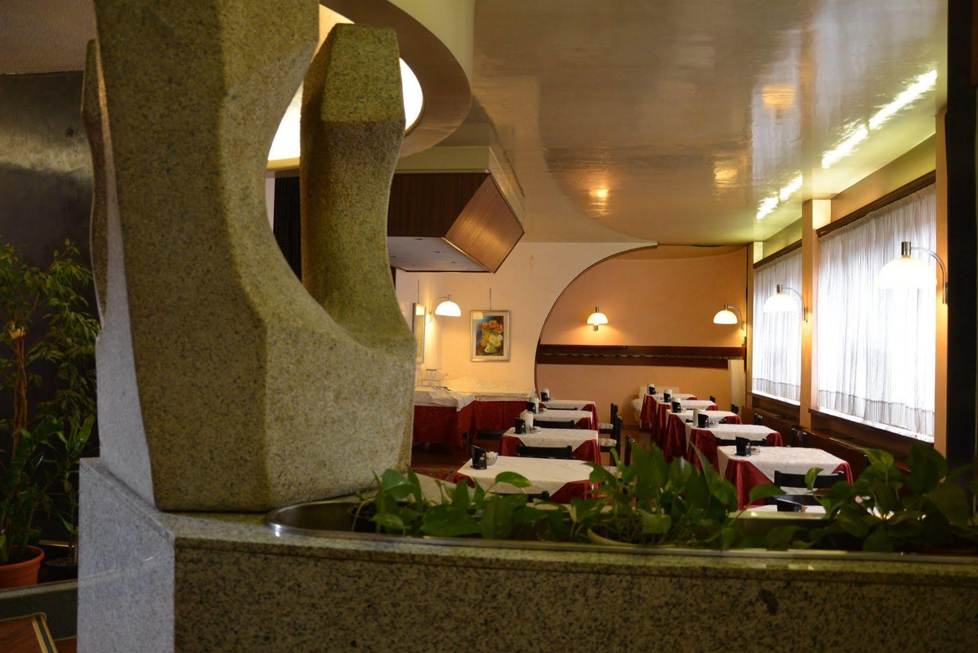 Hotel Salieri Legnago Zewnętrze zdjęcie