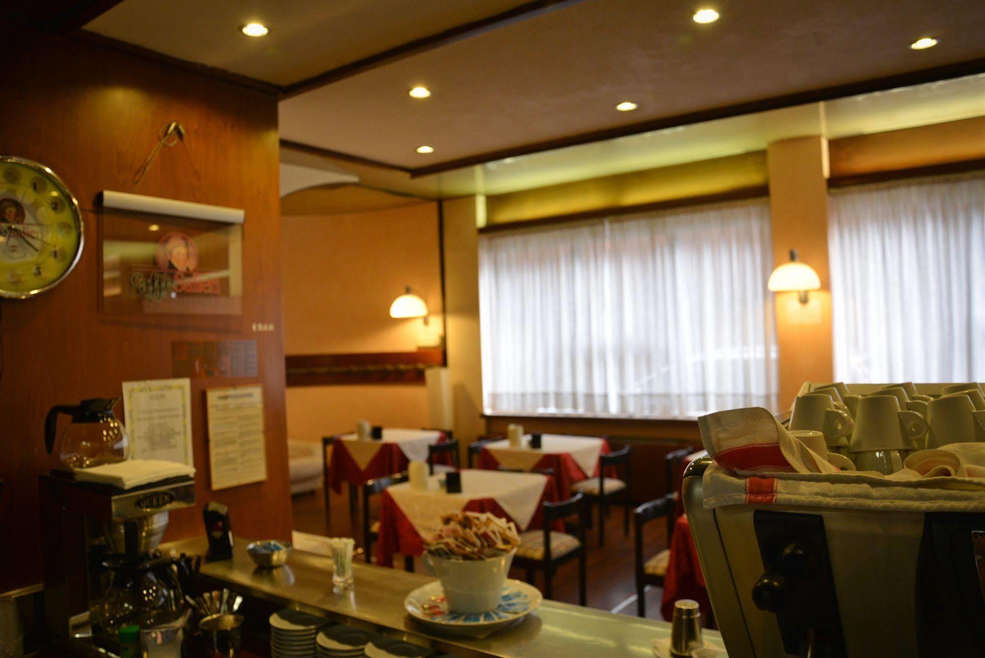 Hotel Salieri Legnago Zewnętrze zdjęcie