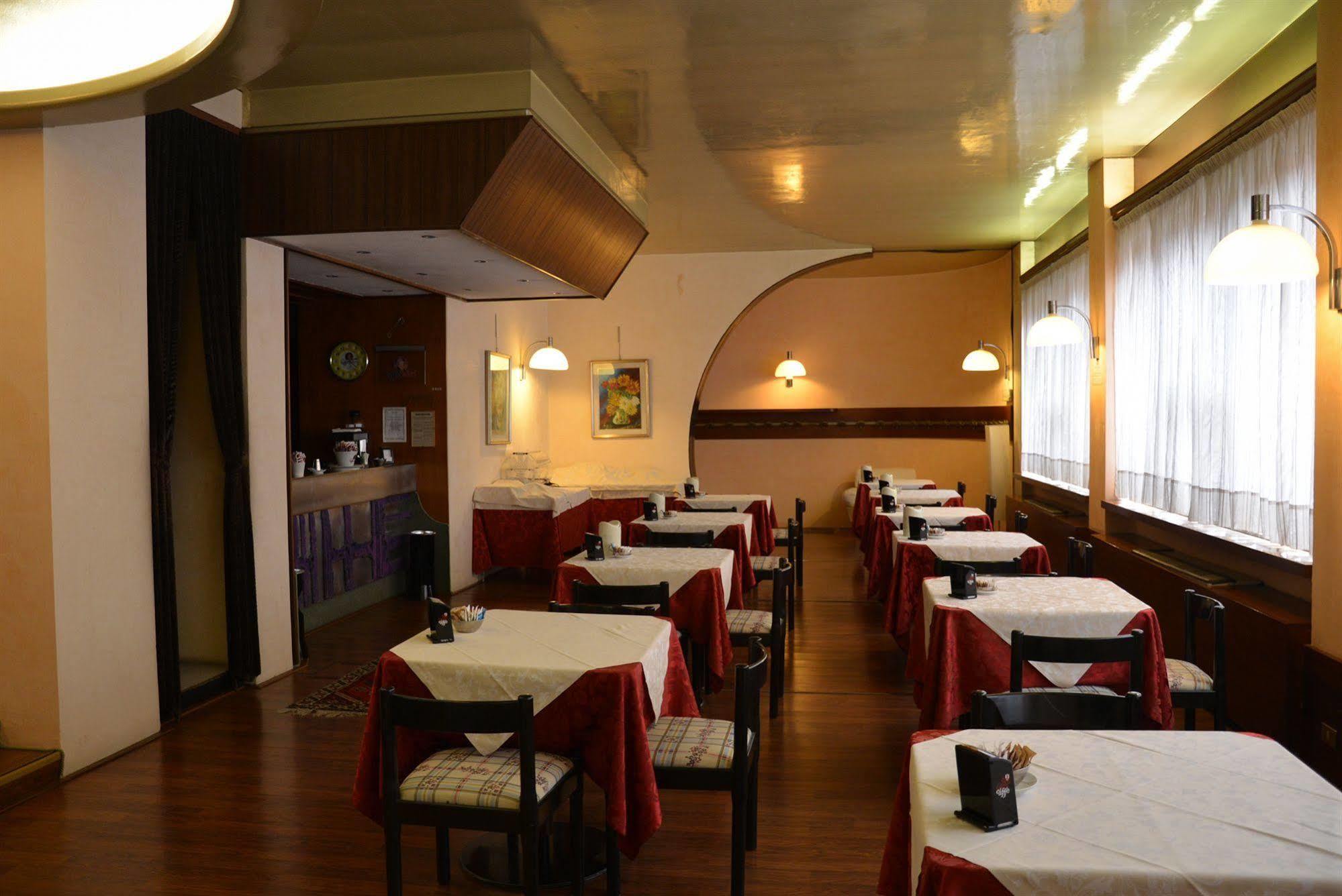 Hotel Salieri Legnago Zewnętrze zdjęcie
